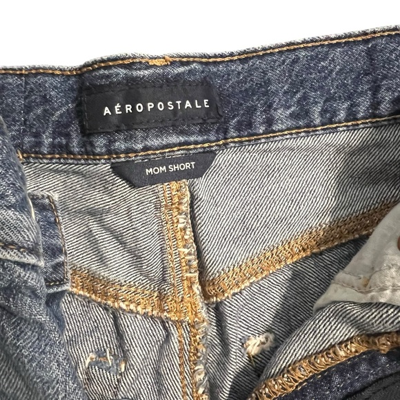 Aeropostale Mom Shorts - Picture 3 of 3